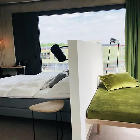 Gambino Cincinnati Отель 3*
