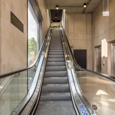 ガンビーノ シンシナティ ホテル